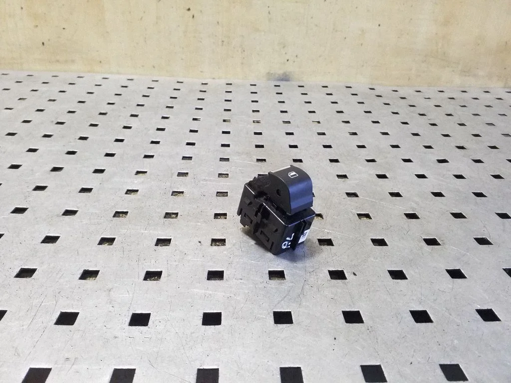 Elektrinių langų jungtukas