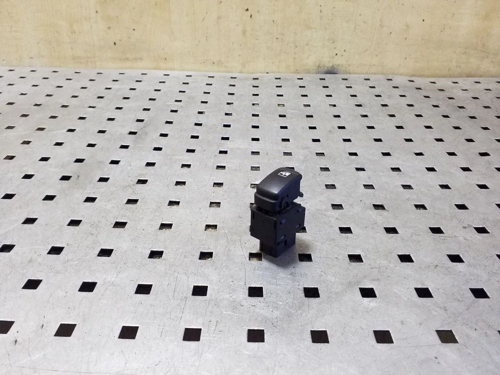 Elektrinių langų jungtukas