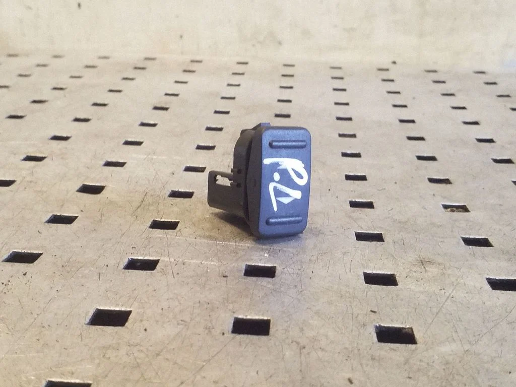 Elektrinių langų jungtukas