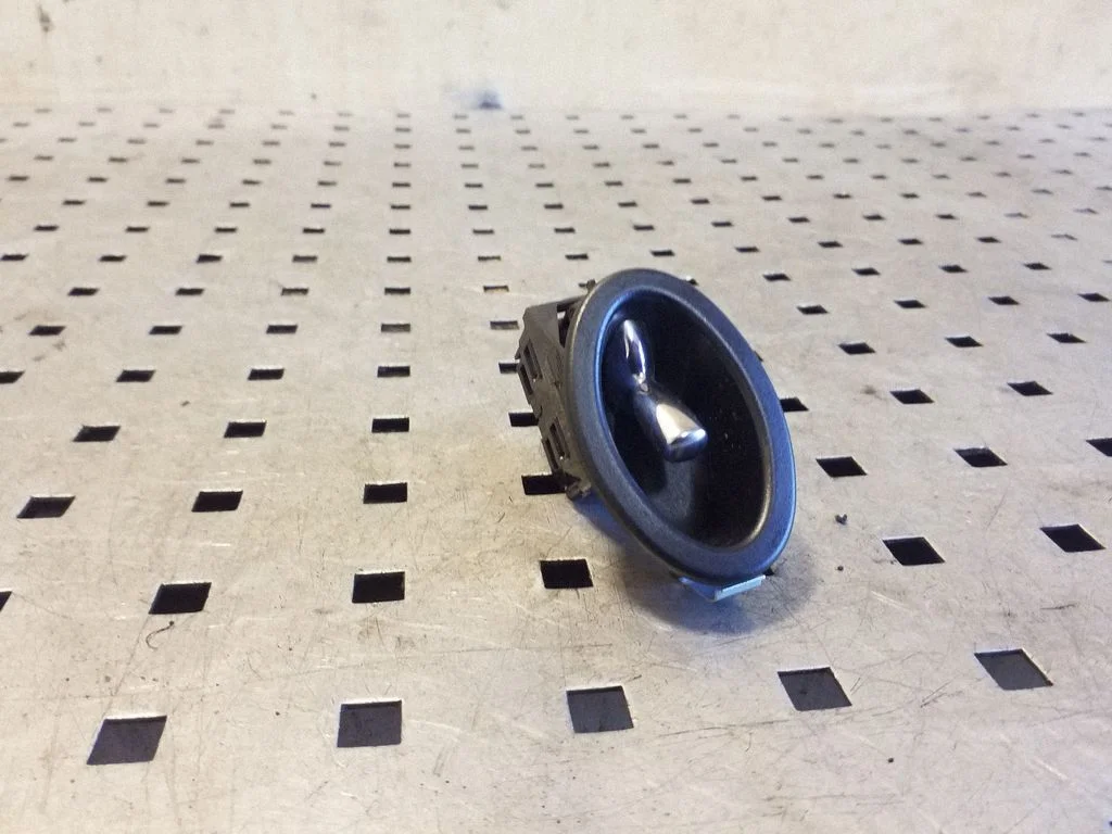 Elektrinių langų jungtukas