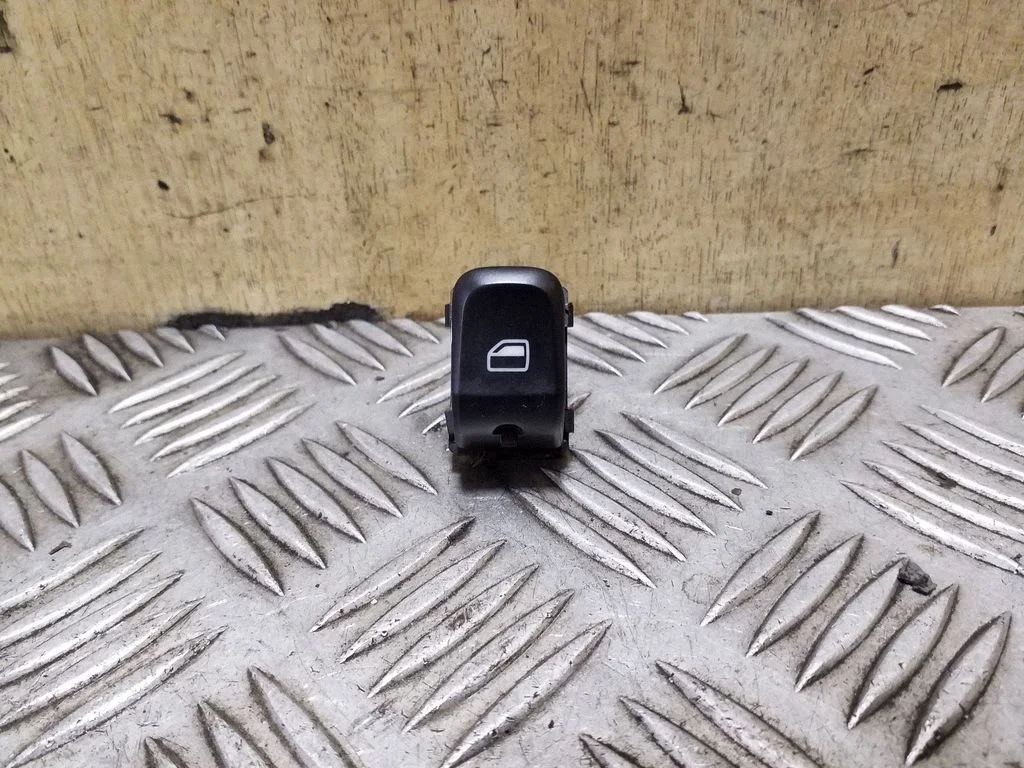 Elektrinių langų jungtukas