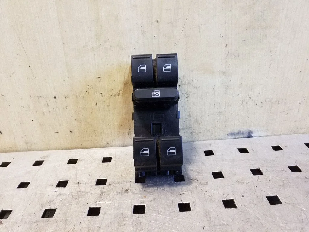 Elektrinių langų jungtukas