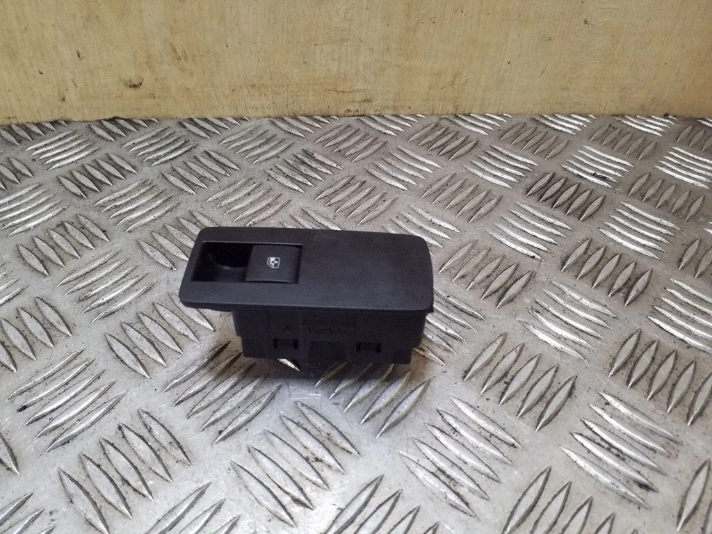 Elektrinių langų jungtukas