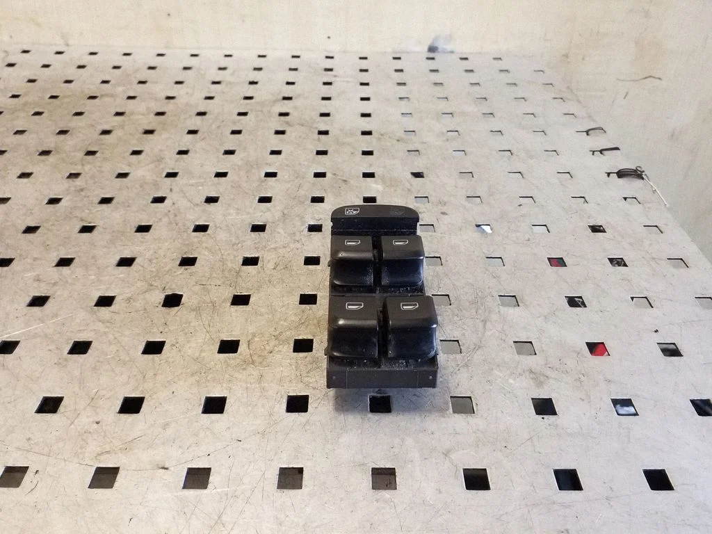 Elektrinių langų jungtukas