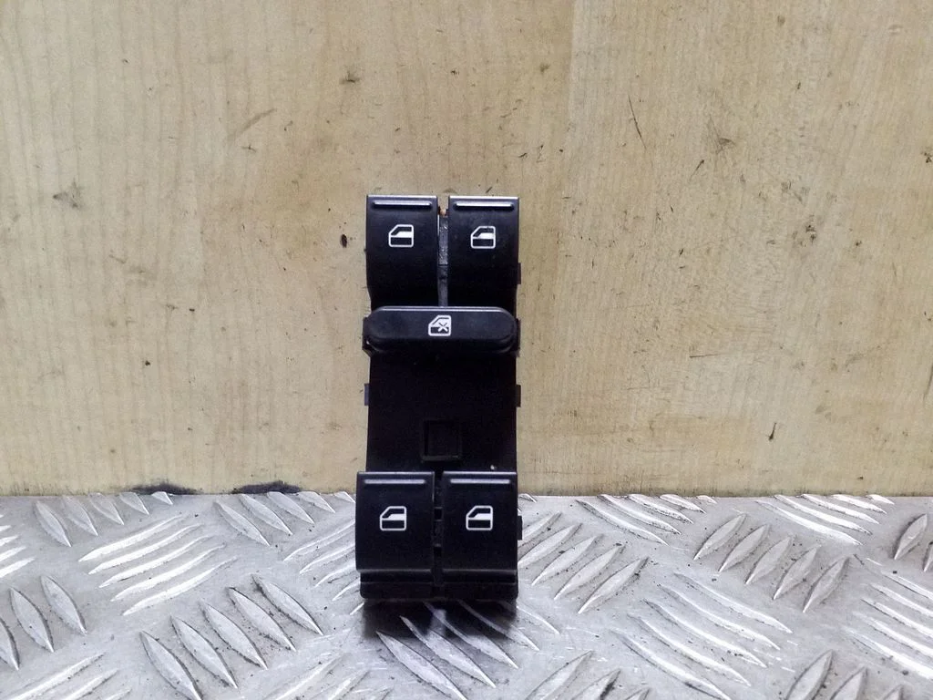 Elektrinių langų jungtukas