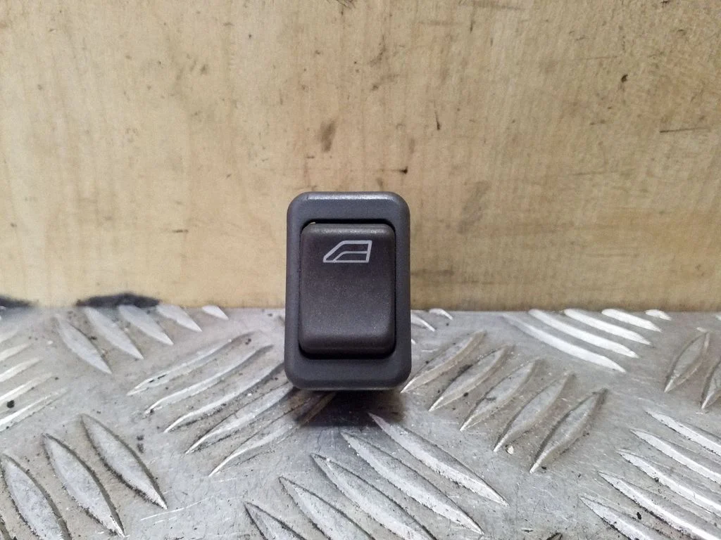Elektrinių langų jungtukas