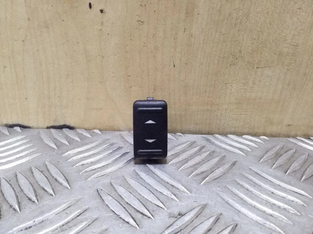 Elektrinių langų jungtukas