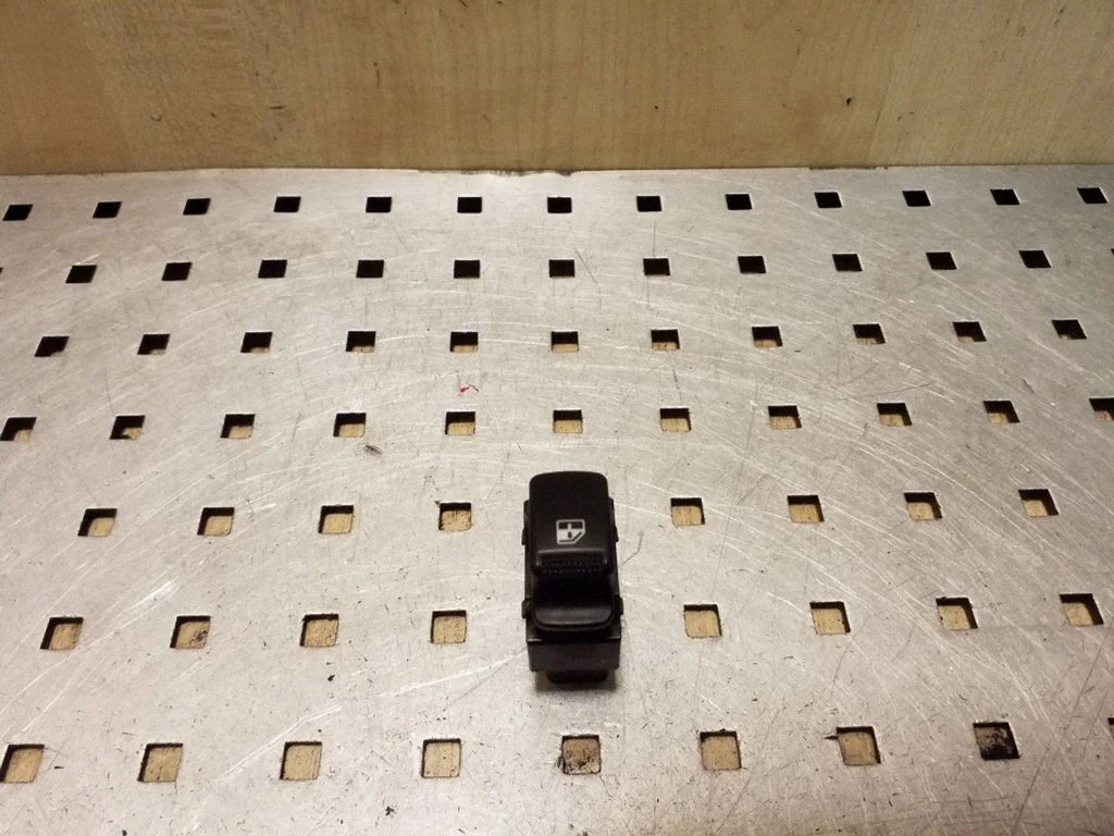 Elektrinių langų jungtukas