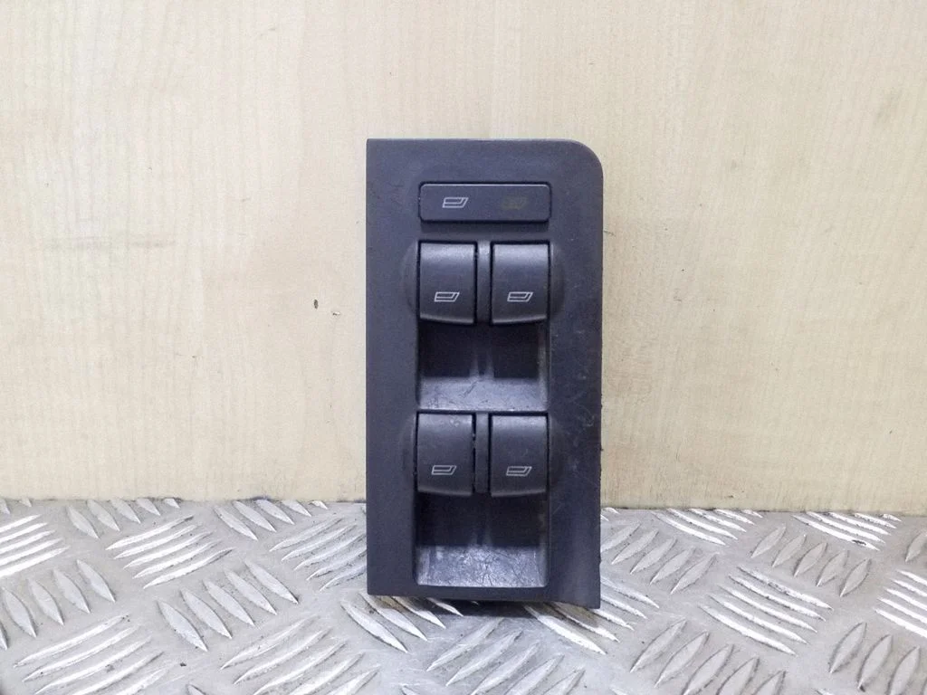 Elektrinių langų jungtukas