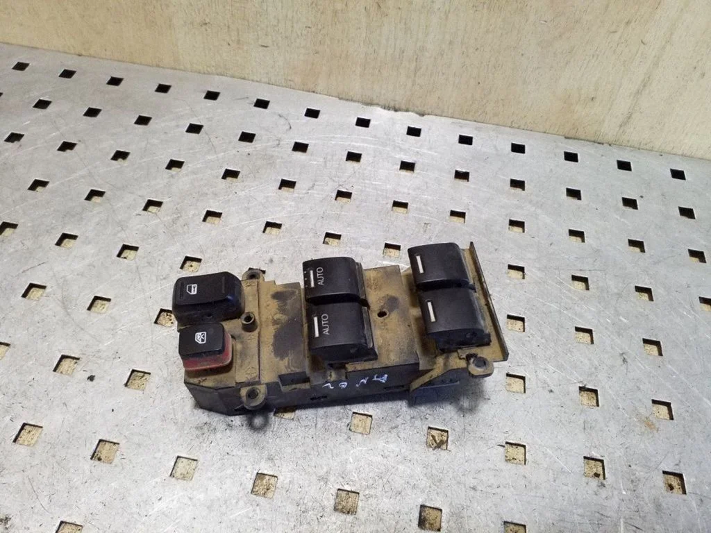 Elektrinių langų jungtukas
