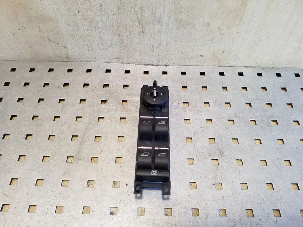 Elektrinių langų jungtukas