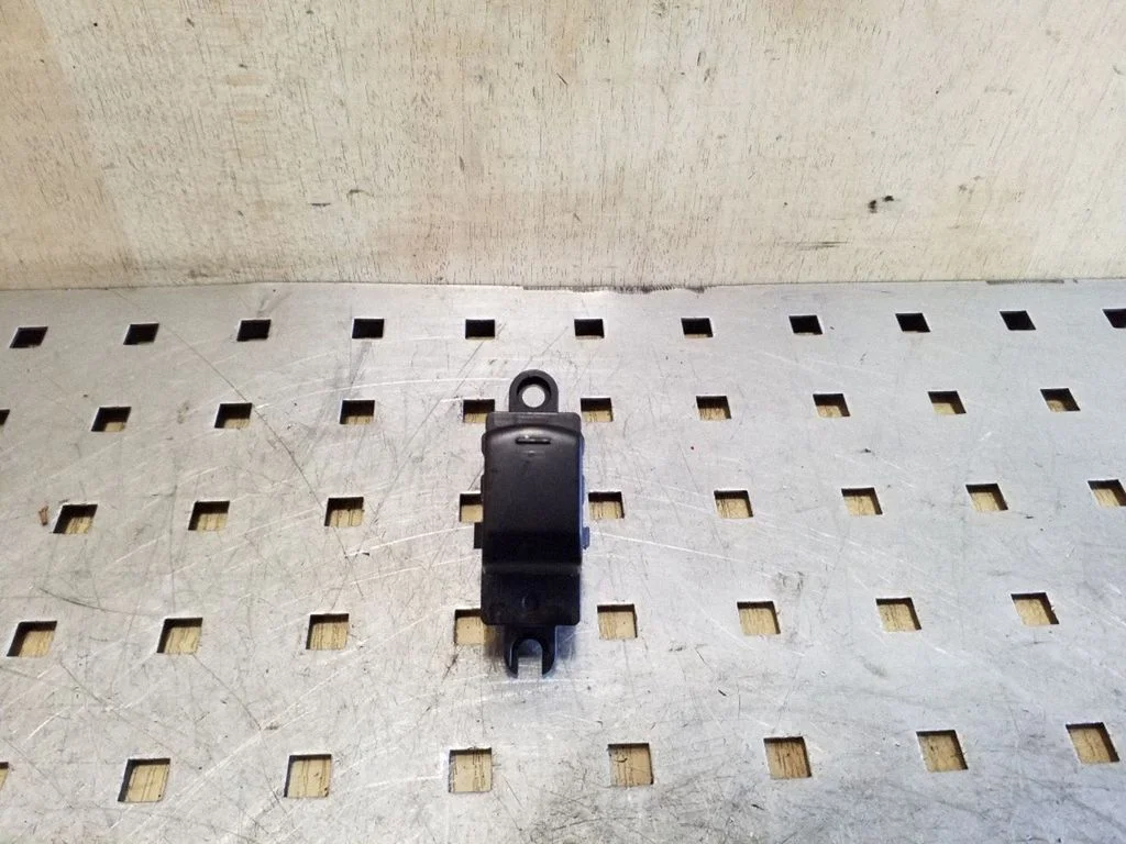 Elektrinių langų jungtukas