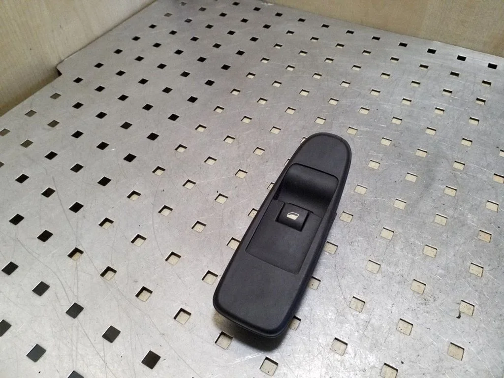 Elektrinių langų jungtukas