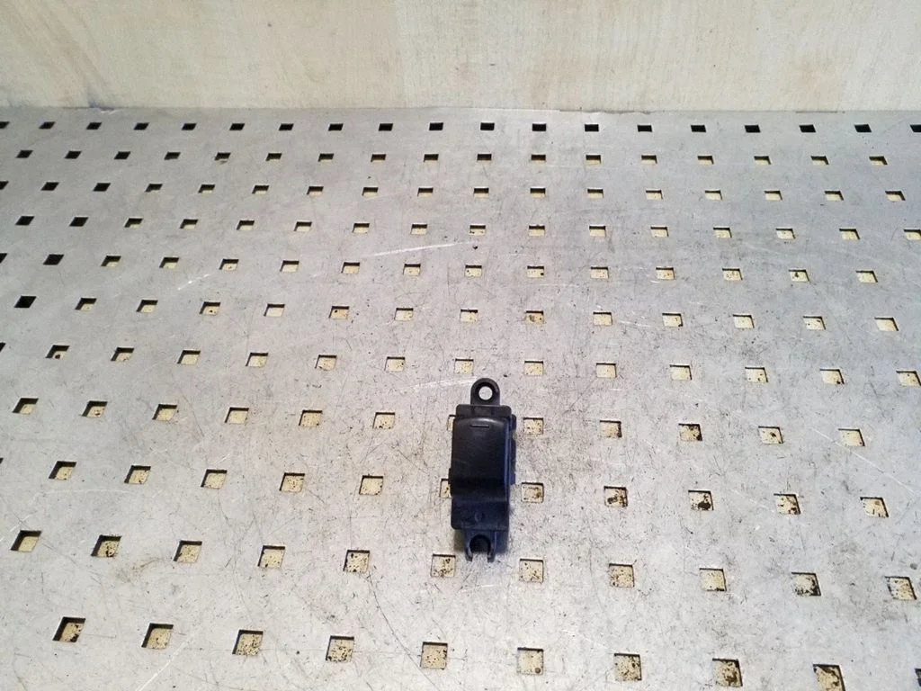 Elektrinių langų jungtukas