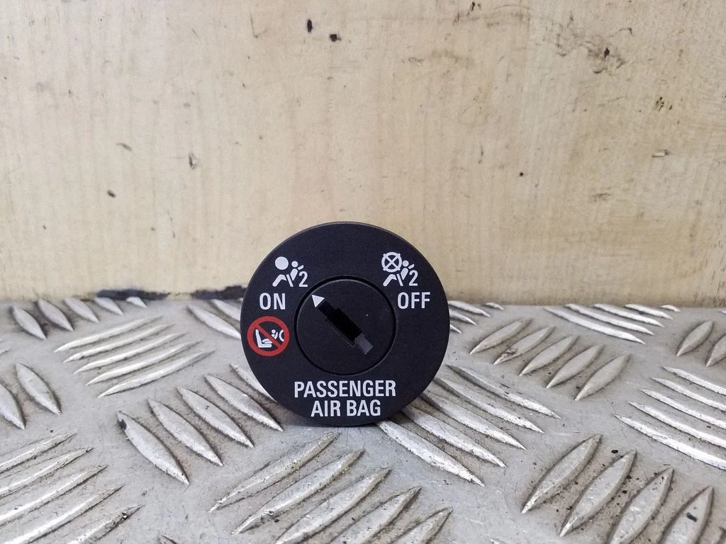 Keleivio oro pagalvės jungtukas