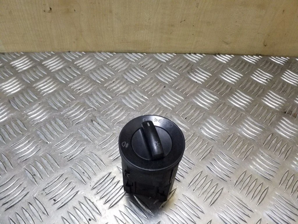 Šviesų jungtukas