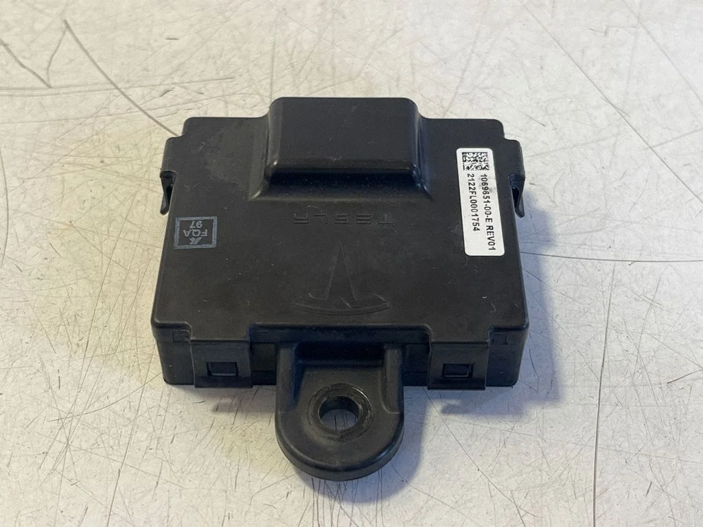 Durų elektronikos valdymo blokas