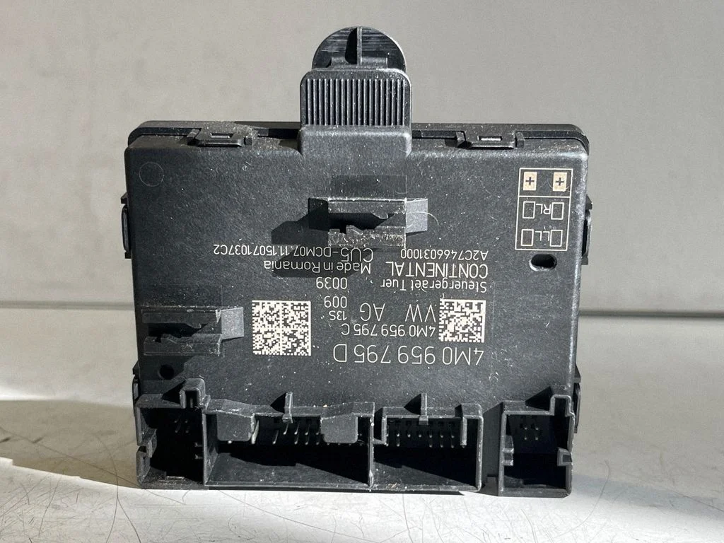Durų elektronikos valdymo blokas