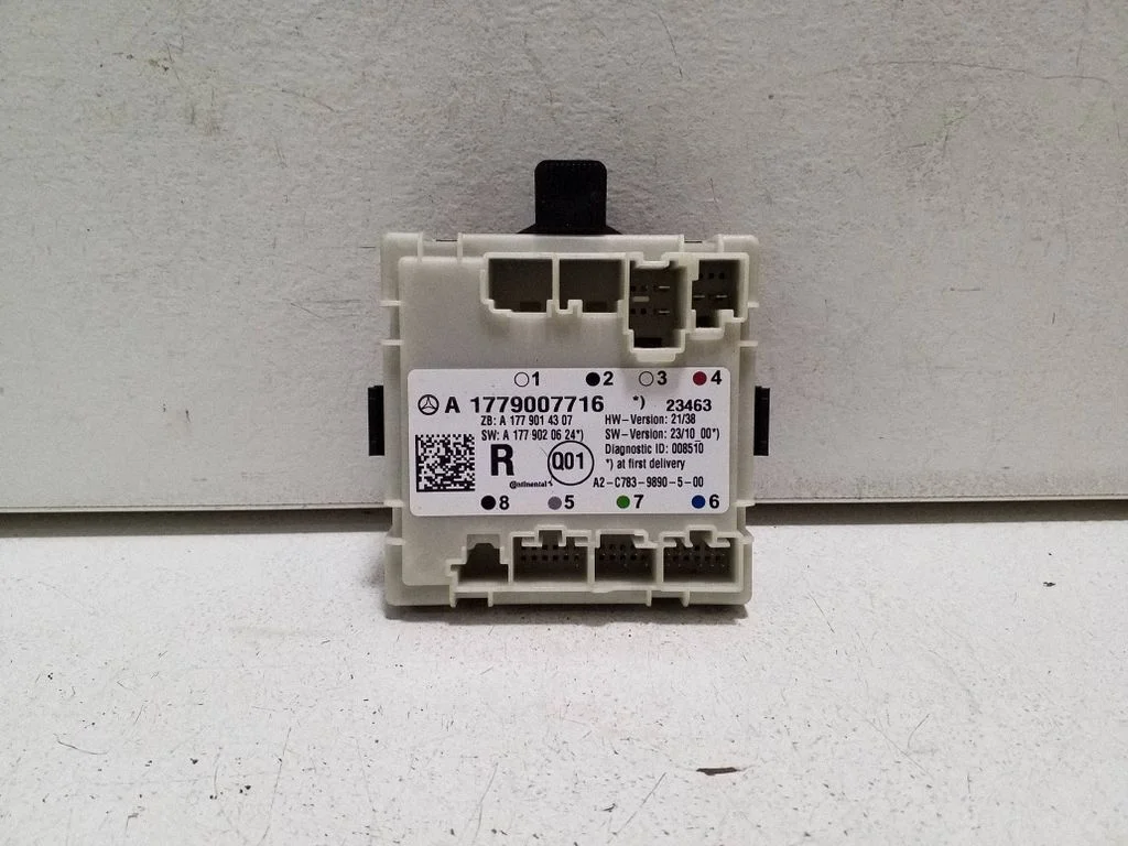 Durų elektronikos valdymo blokas