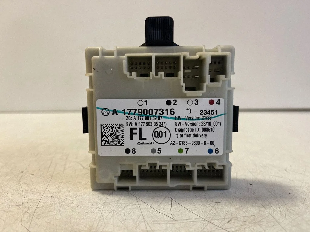 Durų elektronikos valdymo blokas