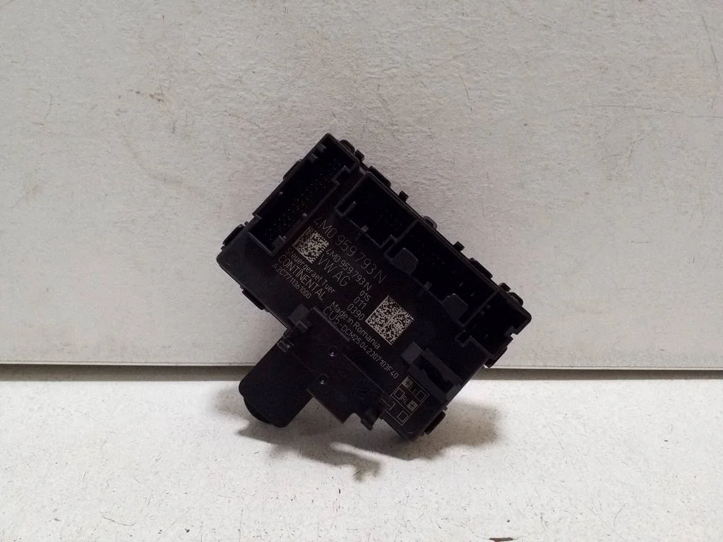 Durų elektronikos valdymo blokas