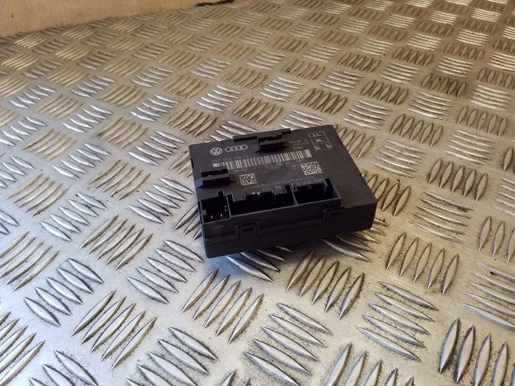 Durų elektronikos valdymo blokas