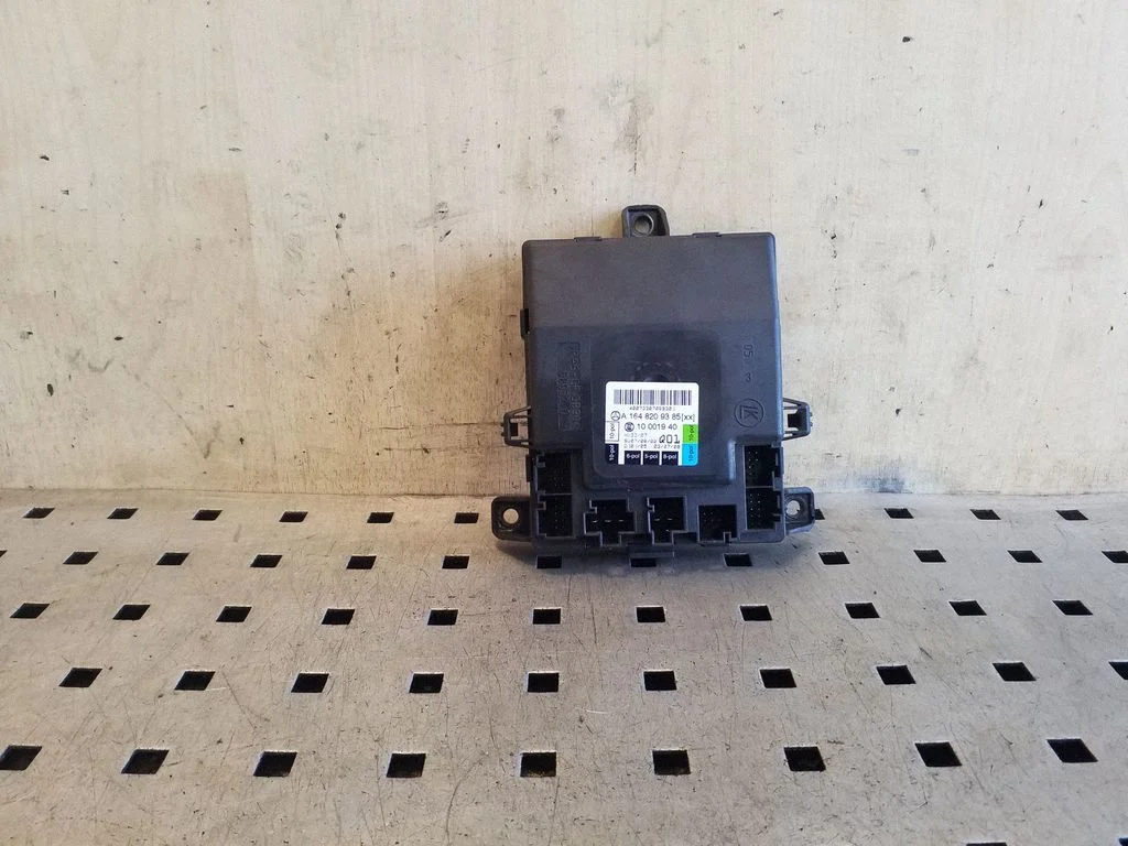 Durų elektronikos valdymo blokas