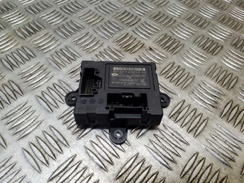Durų elektronikos valdymo blokas