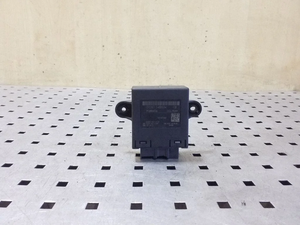 Durų elektronikos valdymo blokas