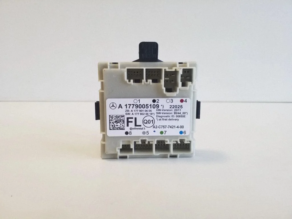 Durų elektronikos valdymo blokas
