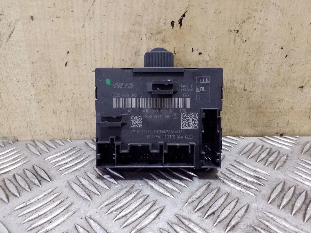 Durų elektronikos valdymo blokas