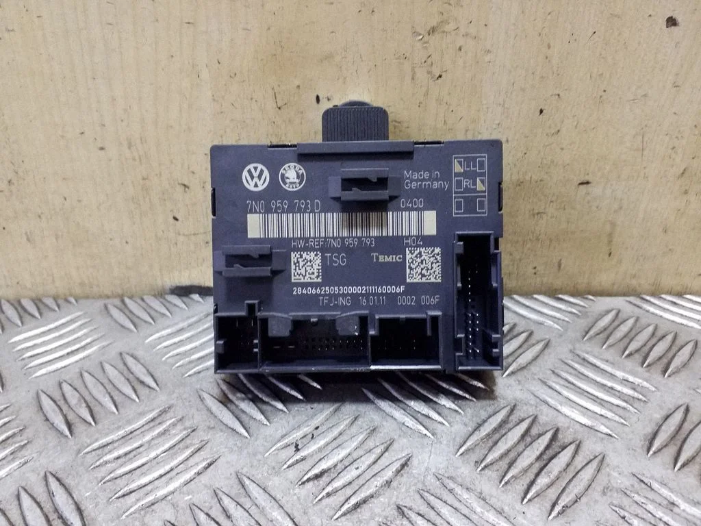 Durų elektronikos valdymo blokas