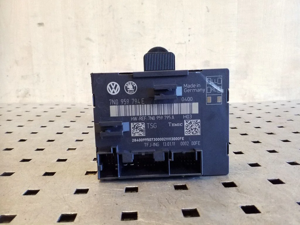 Durų elektronikos valdymo blokas