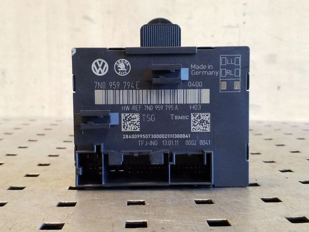 Durų elektronikos valdymo blokas