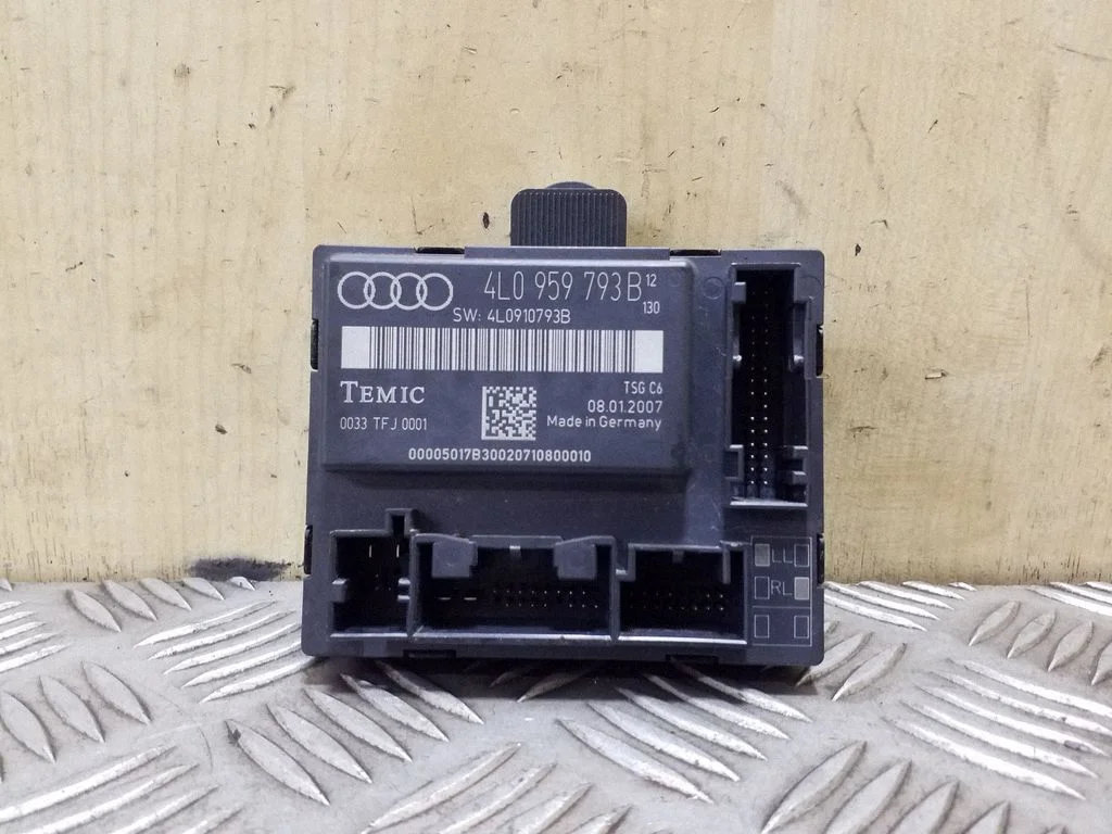 Durų elektronikos valdymo blokas