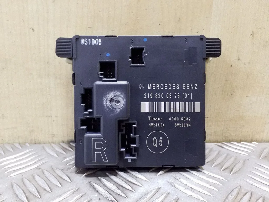 Durų elektronikos valdymo blokas