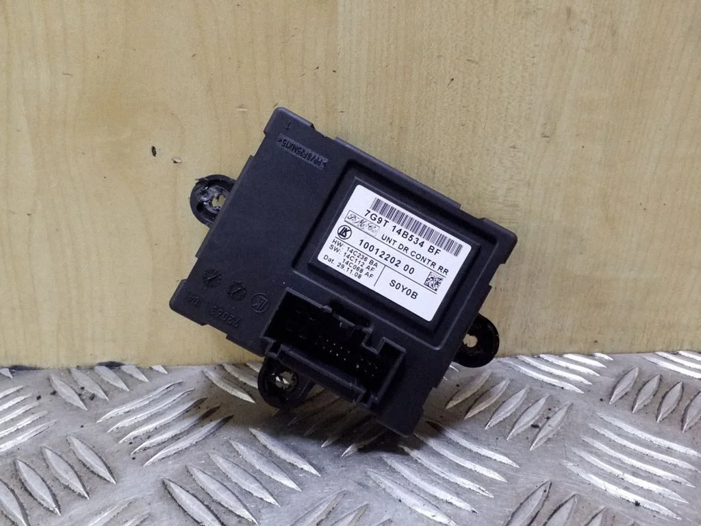 Durų elektronikos valdymo blokas
