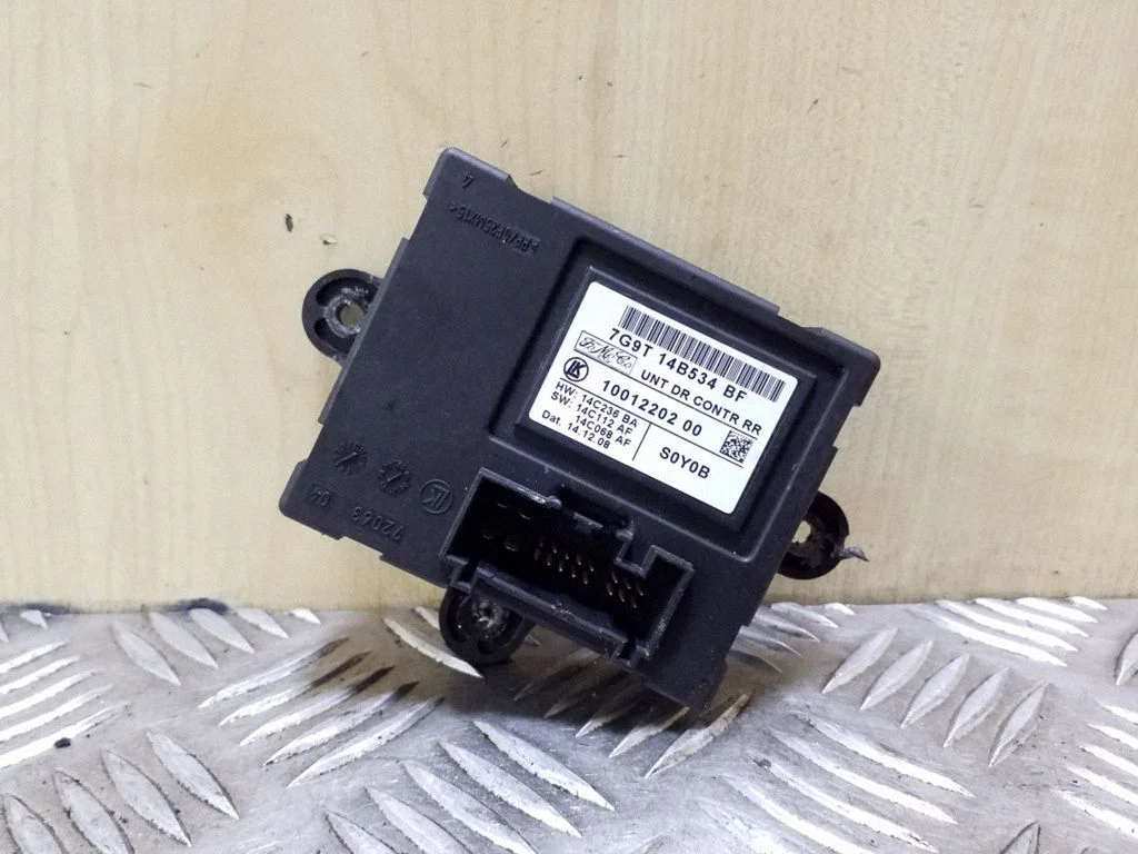 Durų elektronikos valdymo blokas