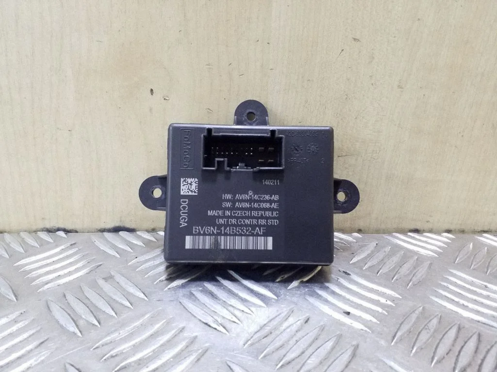 Durų elektronikos valdymo blokas