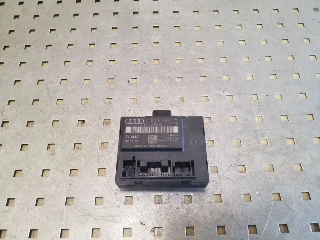 Durų elektronikos valdymo blokas