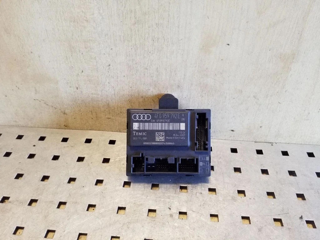 Durų elektronikos valdymo blokas