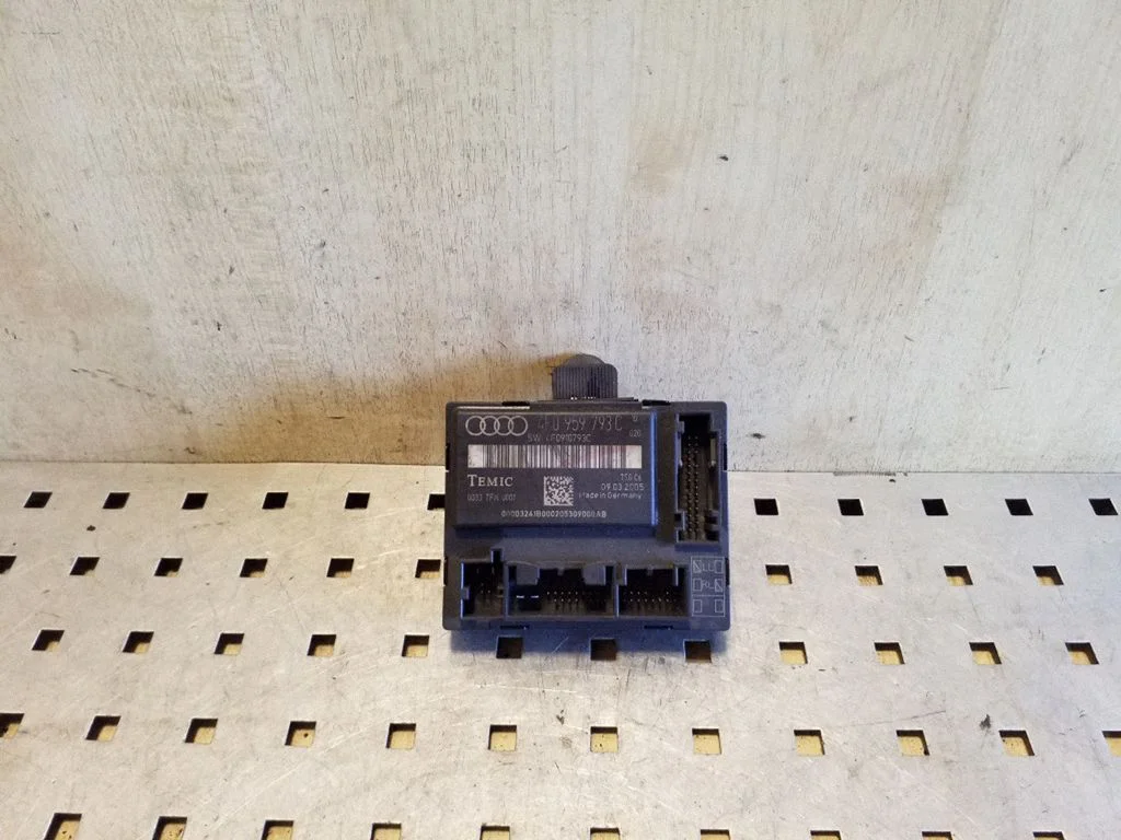 Durų elektronikos valdymo blokas