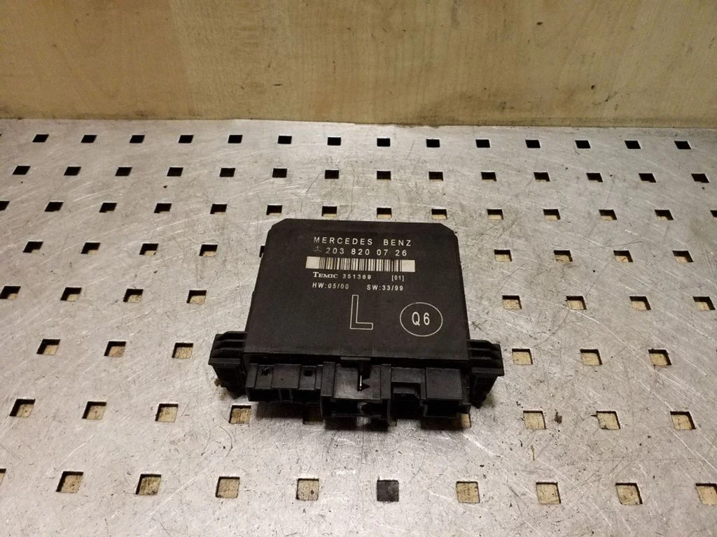Durų elektronikos valdymo blokas