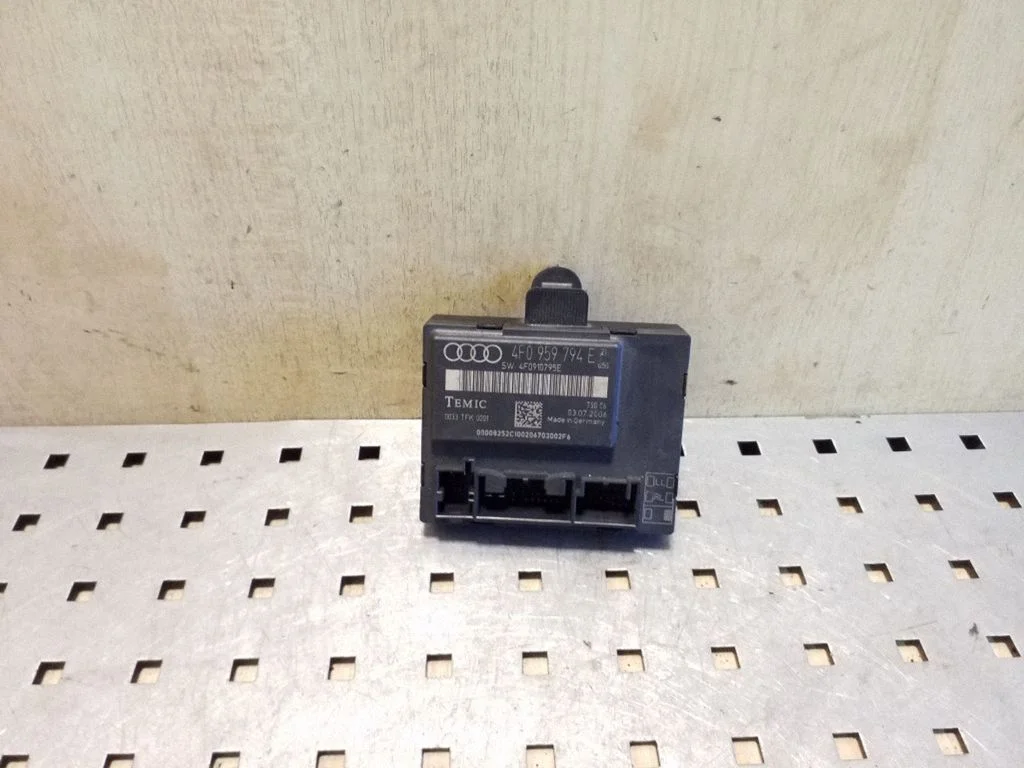 Durų elektronikos valdymo blokas
