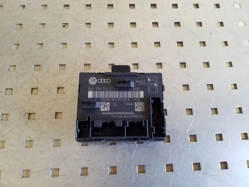 Durų elektronikos valdymo blokas
