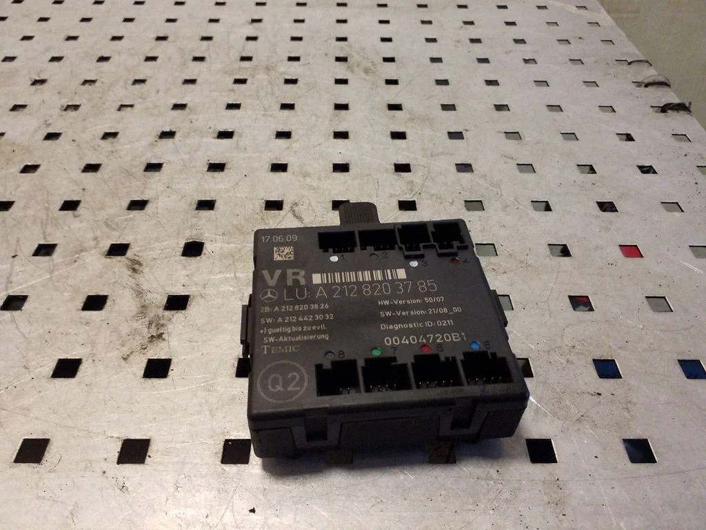 Durų elektronikos valdymo blokas