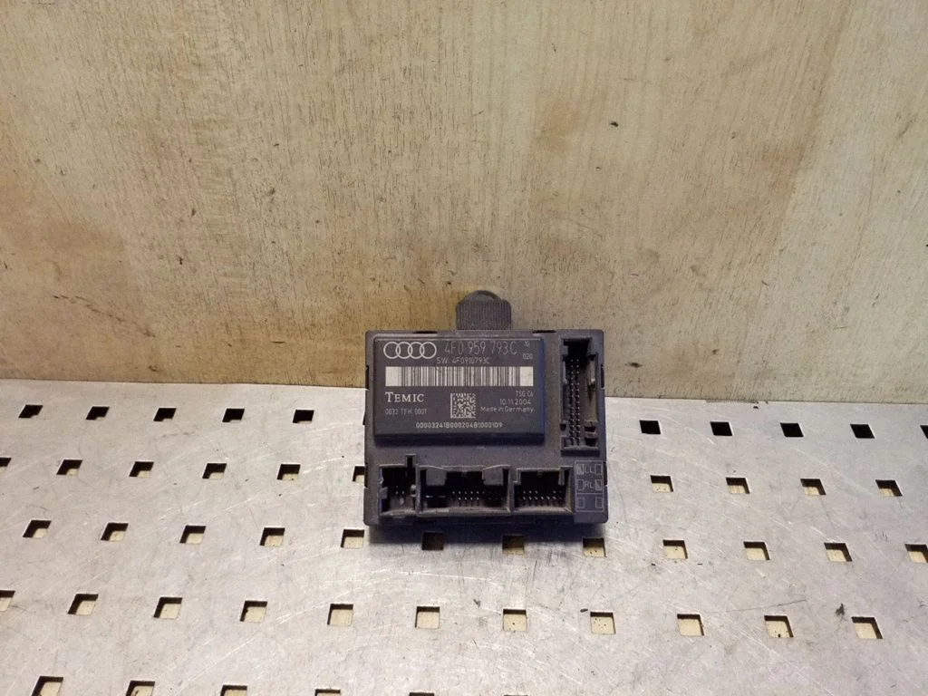 Durų elektronikos valdymo blokas