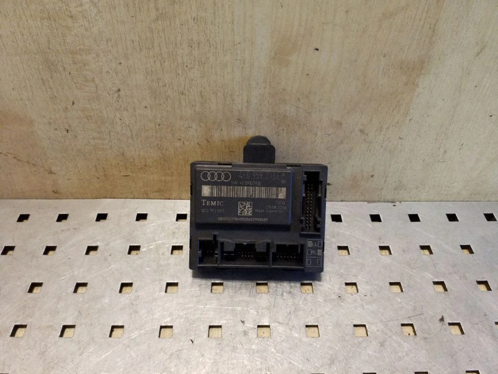Durų elektronikos valdymo blokas