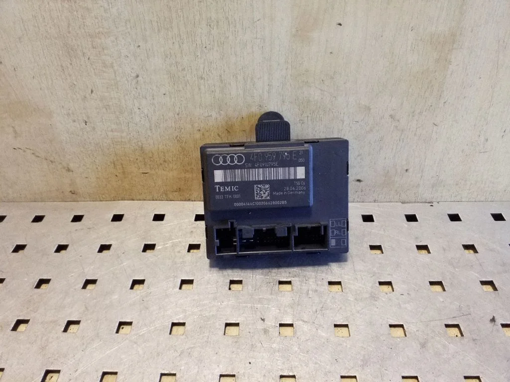 Durų elektronikos valdymo blokas