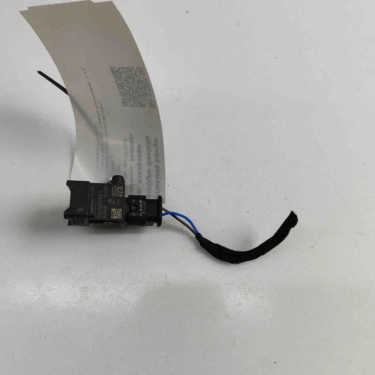 Oro pagalvių smūgio daviklis